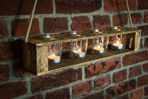 Nachhaltiger Teelichthalter aus Upcycling Holz aus alten Obstkisten mit vier Weckgläsern
